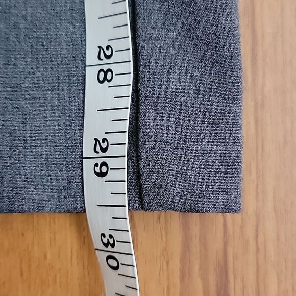 Daisy Fuentes grey dress pants Size 2 - Picture 13 of 13